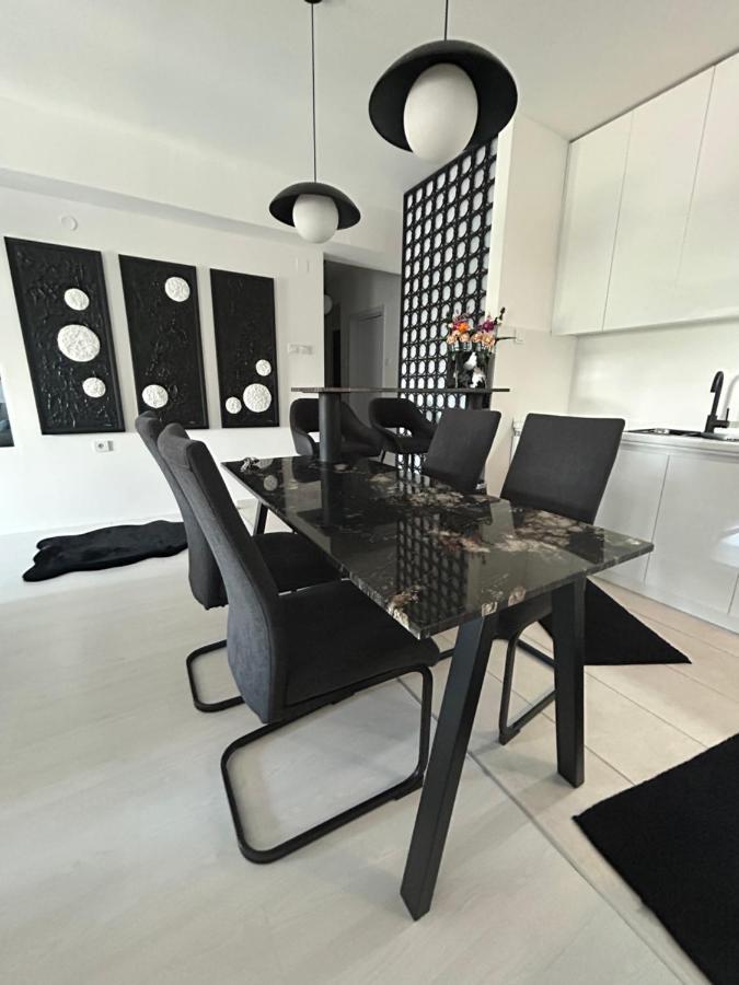 Sandev Apartments Black&White Штип Экстерьер фото